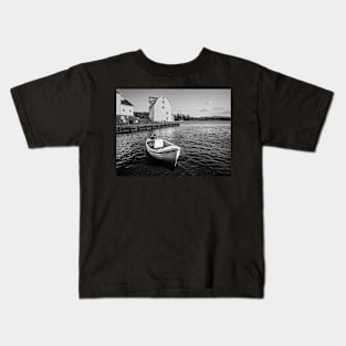 Woodbridge Tide Mill and a Boat Kids T-Shirt